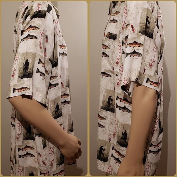 Men's Size Large Fisherman Fish And Print Short Sleeve Button Up Shirt Outdoors - Picture 2 of 5